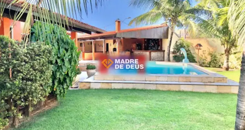 Casa em condomínio fechado com 5 quartos à venda na Rua Professor Mozart Solon, 800, de Lourdes, Fortaleza
