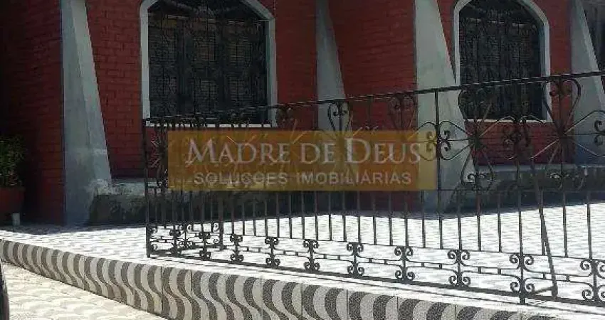 Casa com 3 quartos à venda na Rua Bento Albuquerque, 2048, Cocó, Fortaleza