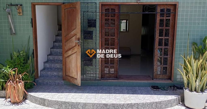 Casa em condomínio fechado com 4 quartos à venda na Avenida Francisco Sá, 2083, Jacarecanga, Fortaleza