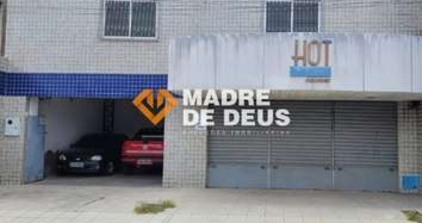 Barracão / Galpão / Depósito à venda na Rua Maceió, 321, Dom Lustosa, Fortaleza