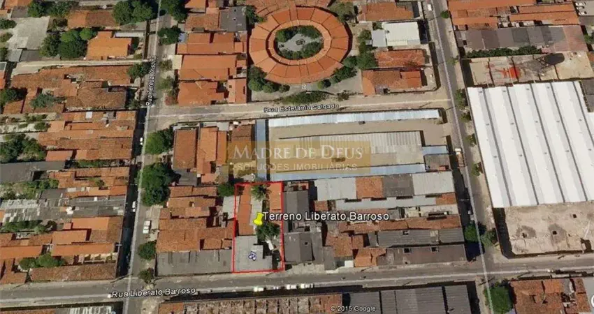 Terreno em condomínio fechado à venda na Rua Liberato Barroso, 1000, Centro, Fortaleza