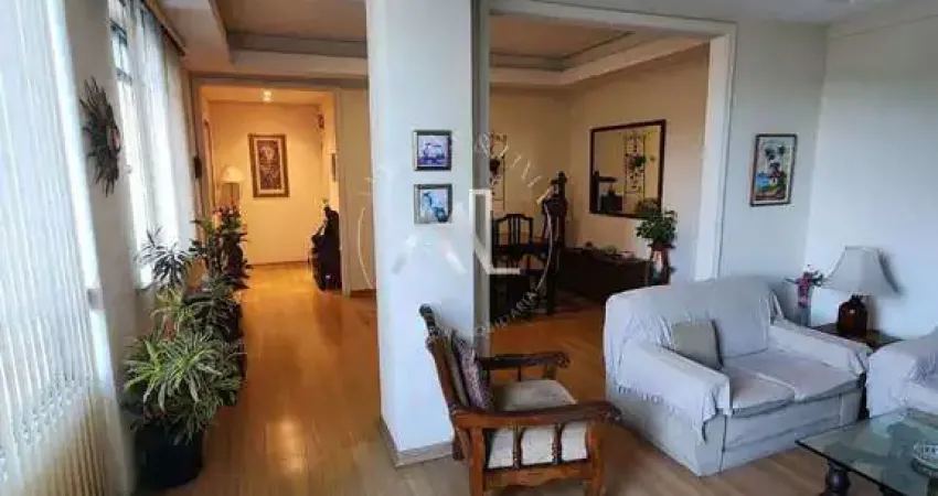 Excelente apartamento em botafogo, original 3 quartos, reformado, em excelente localização