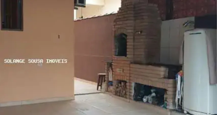 Casa / Sobrado para Venda em Mongaguá, Centro, 4 dormitórios, 2 suítes, 3 banheiros, 2 vagas