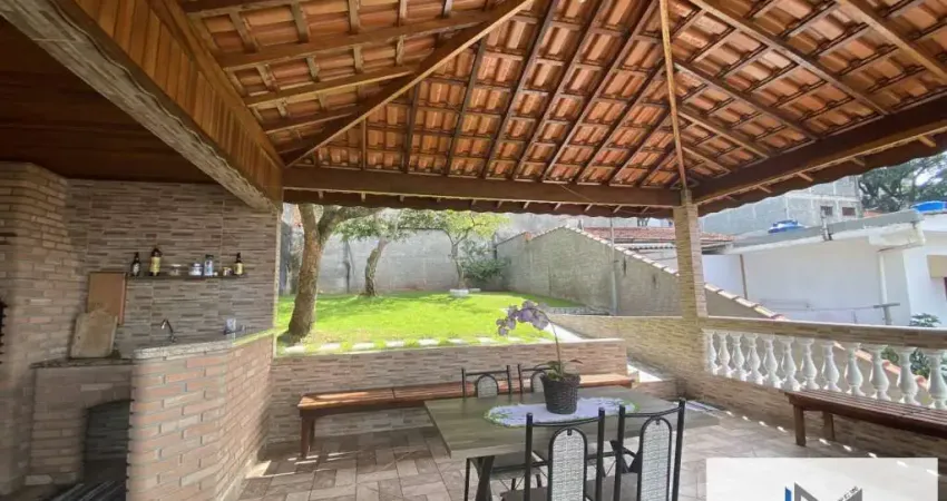 Casa com 5 quartos à venda na Avenida Ângelo Fornazaro, Vila Silviânia, Carapicuíba