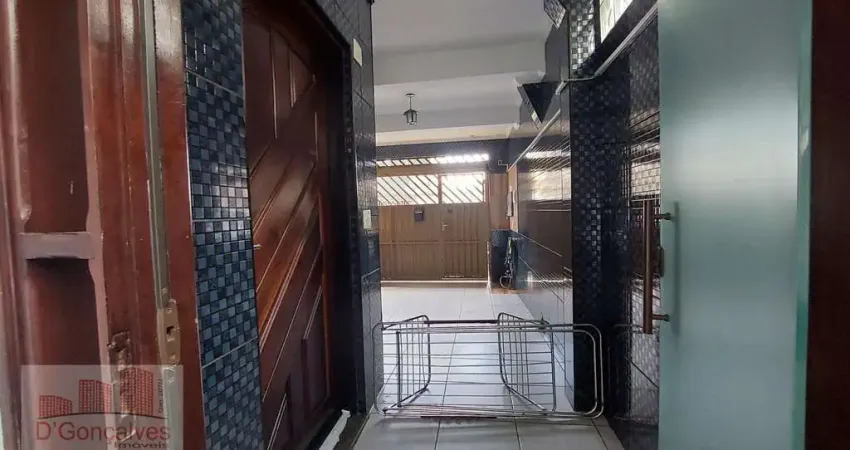 Casa com 4 quartos à venda na Rua Epitácio Pessoa, 219, Vila Guacuri, Diadema