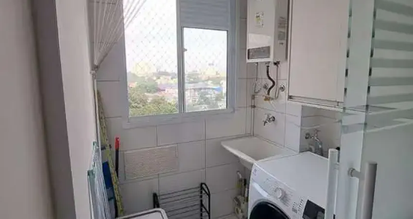 Lindo apartamento, com dois dormitórios, uma vaga de garagem coberta e fixa, armários em todos os ambientes, banheiro com ventilação natural