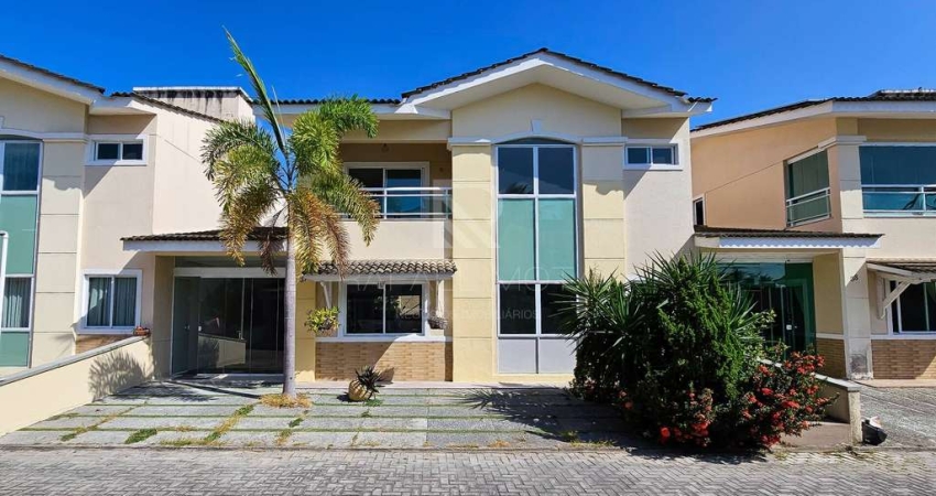 Casa em Condomínio de Alto Padrão - 195m² - 3 suítes - região sul