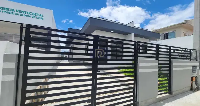Casa com 2 quartos à venda na Rua Domingos Barbosa, Forquilhas, São José