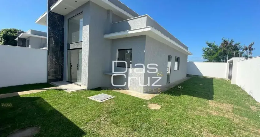 Casa com 3 quartos à venda, 75 m² por R$ 380.000 - Extensão Serramar - Rio das Ostras/RJ