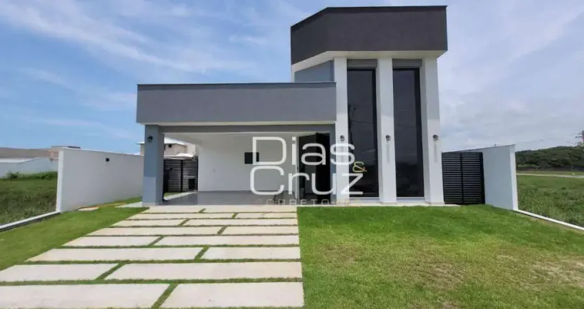 Casa de Alto Padrão com 3 quartos à venda, 250 m² por R$ 890.000 - Viverde - Rio das Ostras/RJ