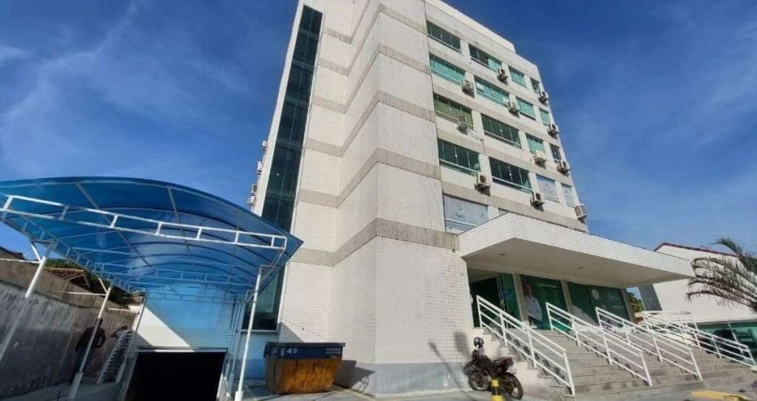 Sala comercial no Extensão do Bosque, Rio das Ostras