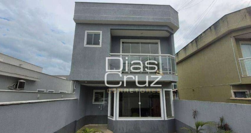 Casa à venda no bairro Extensão Serramar - Rio das Ostras/ 2 Quartos