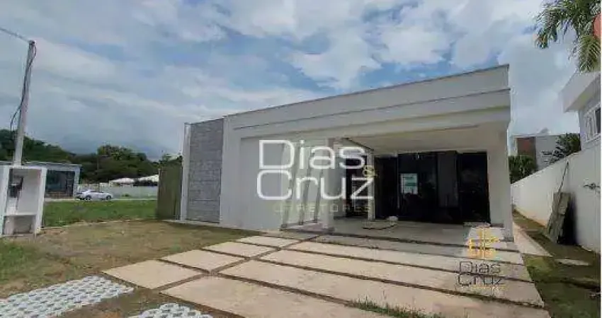 Casa de Alto Padrão com 3 quartos à venda, 187 m² por R$ 890.000 - Extensão do Bosque - Rio das Ostras/RJ