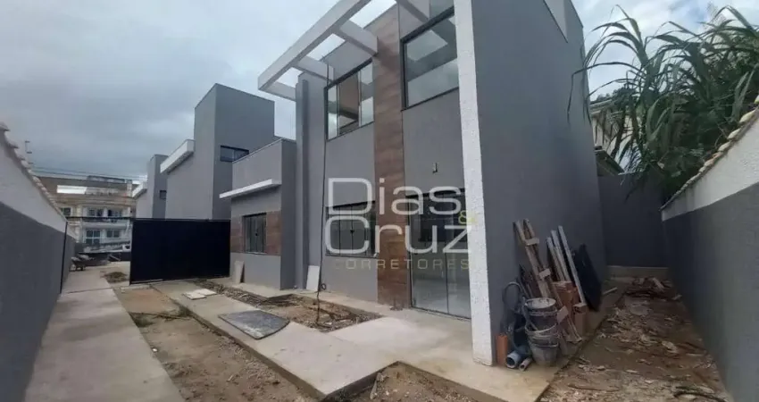 Casa à venda, 110 m² por R$ 570.000,00 - Costazul - Rio das Ostras/RJ