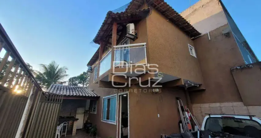 Casa com 2 quartos à venda, 75 m² por R$ 270.000 - Jardim Campomar - Rio das Ostras/RJ