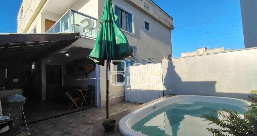 Apartamento térreo com piscina no Enseada das Gaivotas, 2 quartos sendo 1 suíte!
