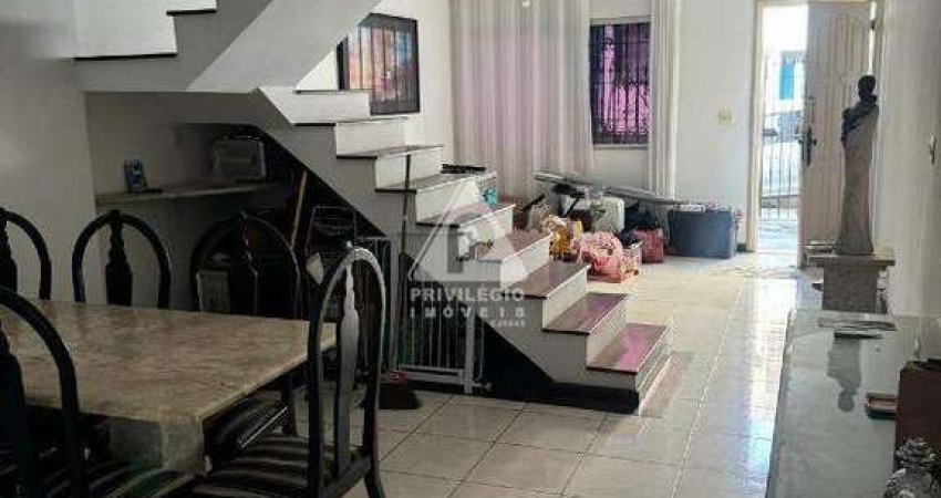 Casa a venda , 3 qts , suite , Saõ Cristovão