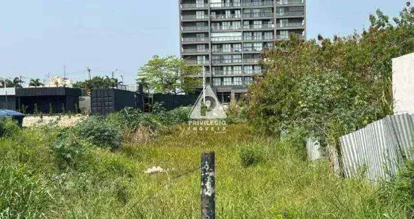 Lote 06 e 07 frente av. das américas fundos rua sandro moreira