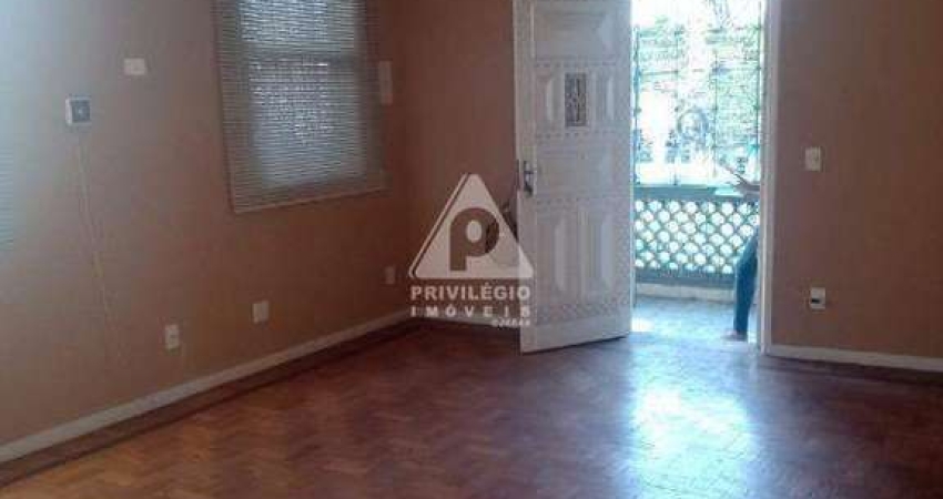 Casa 2 Quartos com suíte