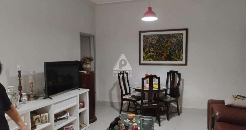 Oportunidade! Apartamento à venda com 3 quartos (1 suíte), 2 banheiros - Rio Comprido