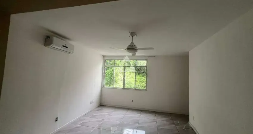 Apartamento de 2 quartos com dependência completa e vaga na escritura no grajaú