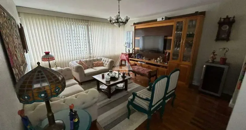 Apartamento de 4 quartos com 2 vagas em rua nobre. a 300 metros do metrô da uruguai