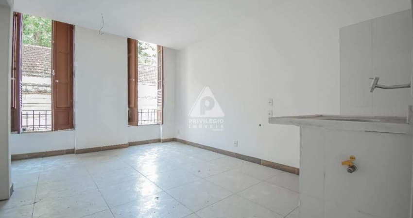 Apartamento à venda, 2 quartos, Centro - RIO DE JANEIRO/RJ