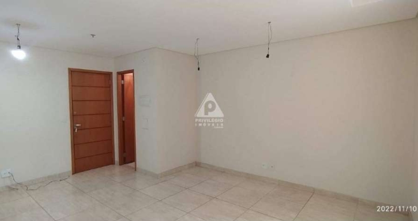 SALA COMERCIAL EM PRÉDIO IMPONENTE