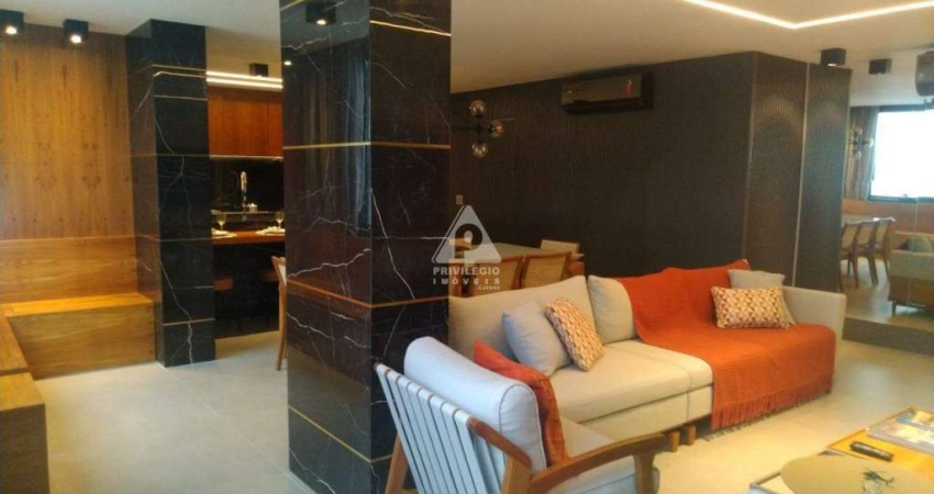 Apartamento à venda, 3 quartos, 1 suíte, 1 vaga, Copacabana - RIO DE JANEIRO/RJ