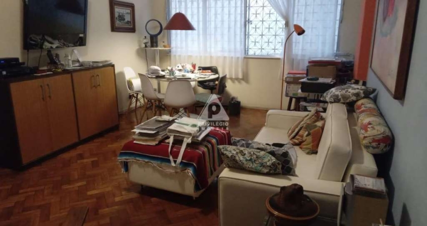Apartamemto com 3 quartos e vaga no Flamengo