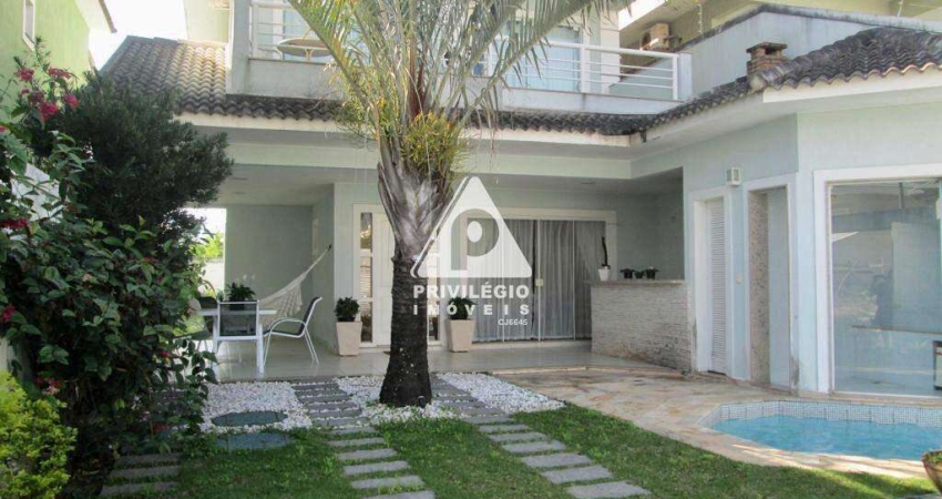 Casa em condomínio Terra Américas, 4 quartos, 4 suítes, vagas, Recreio dos Bandeirantes - Rio de Janeiro
