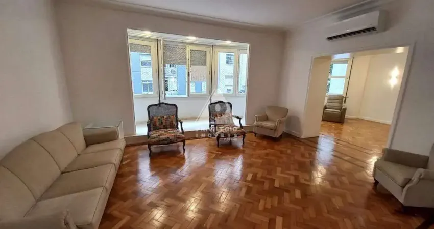 Apartamento a venda de 3 quartos, todo reformado, 193m², leme - rio de janeiro-rj