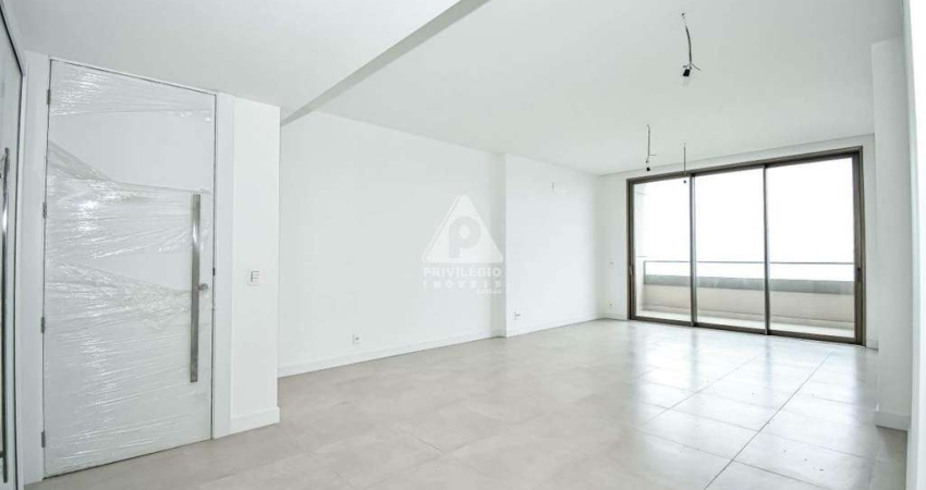 RIO BY YOO. Apartamentos luxuosos de 3 quartos, suíte, vaga e infraestrutura completa. A venda no Flamengo