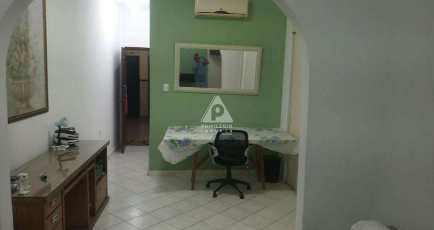 Apartamento Espetacular no Coração da Cidade – 2 Quartos e 3 Banheiros!