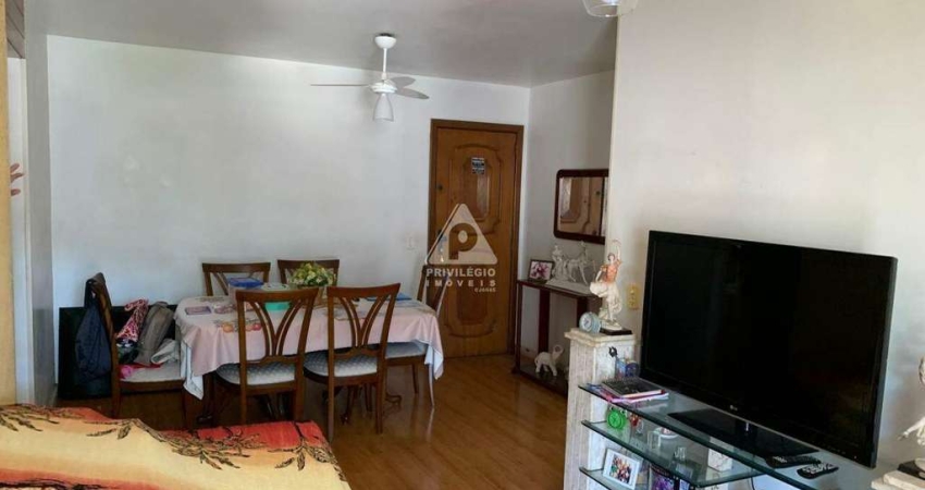 Apto 2 quartos com varanda em Vila Isabel varandão 1 suite sala cozinha c/área conjugada vaga escritura