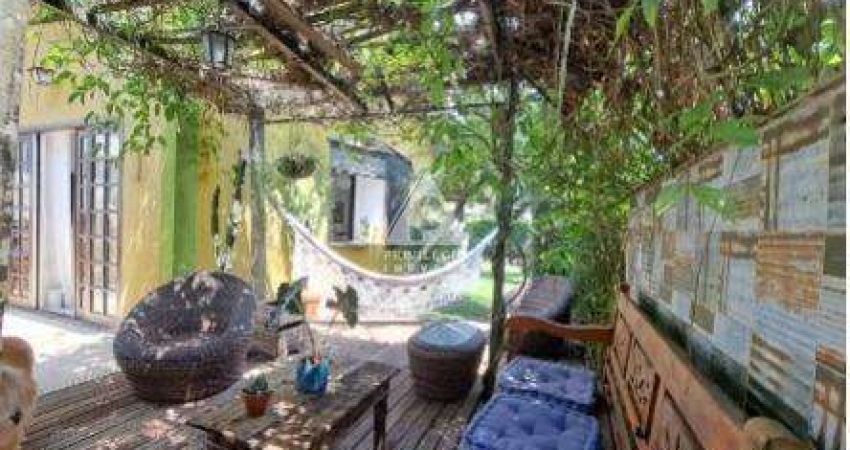 Casa em condomínio fechado com 4 quartos à venda na Rua Manhuaçu, --, Vargem Grande, Rio de Janeiro