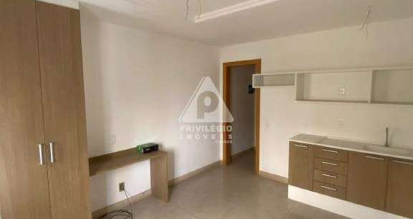 No Centro do Rio de Janeiro! Excelente apartamento conjugado, próximo ao Museu do Amanhã.