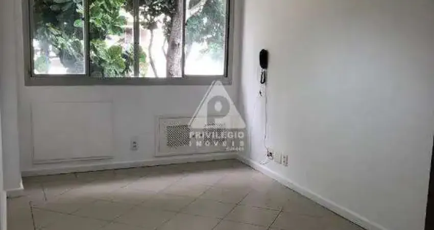 Apartamento à venda, 02 quartos, 01 vaga, Barra da Tijuca - Rio de Janeiro/RJ