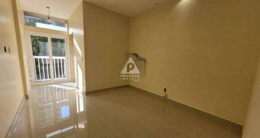 Sala e quarto, todo reformado, vista livre, janela anti-ruido, portaria24H, possibilidade de vaga