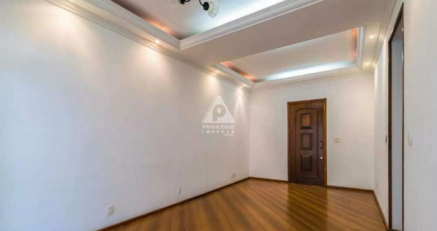 Apartamento á venda, 2 quartos, varanda, 1 vaga, Penha - Rio de Janeiro.
