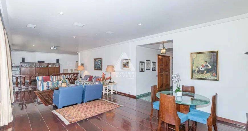 Apartamento Exclusivo – 1 por andar – Rua Sem Saída e Vista para a Floresta