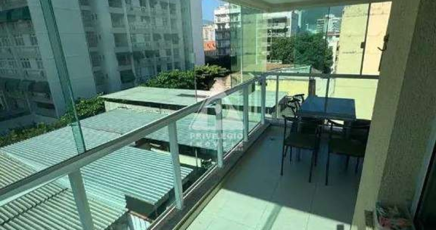 Apartamento de 3 quartos, 1 suíte, com varanda fechada em vidro(blindex). Com Vaga e Infraestrutura.