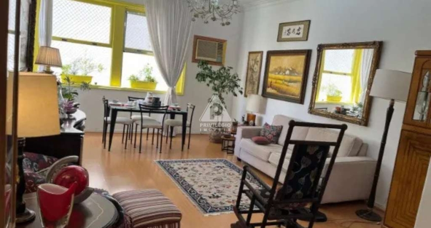 Amplo e Arejado Apartamento à Venda – Copacabana, Posto 5 - 3 Quartos