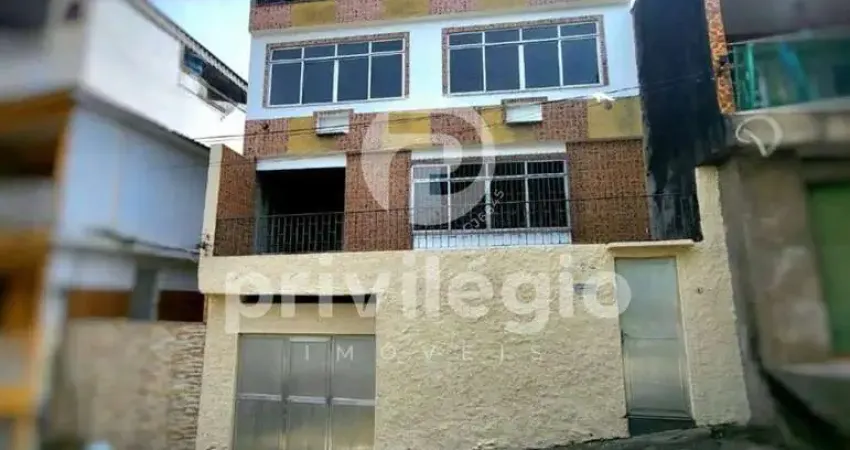 Casa Triplex à venda, 3 quartos, 1 suíte, 2 vagas, Freguesia (Jacarepaguá) - RIO DE JANEIRO/RJ