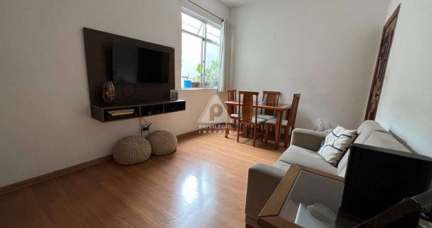 Apartamento de 2 quartos com suíte, próximo ao Largo da Segunda Feira e Metro da São Francisco Xavier
