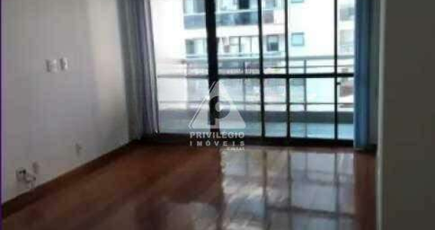 Apartamento à venda, 3 quartos, 1 suíte, 3 vagas, Copacabana - RIO DE JANEIRO/RJ