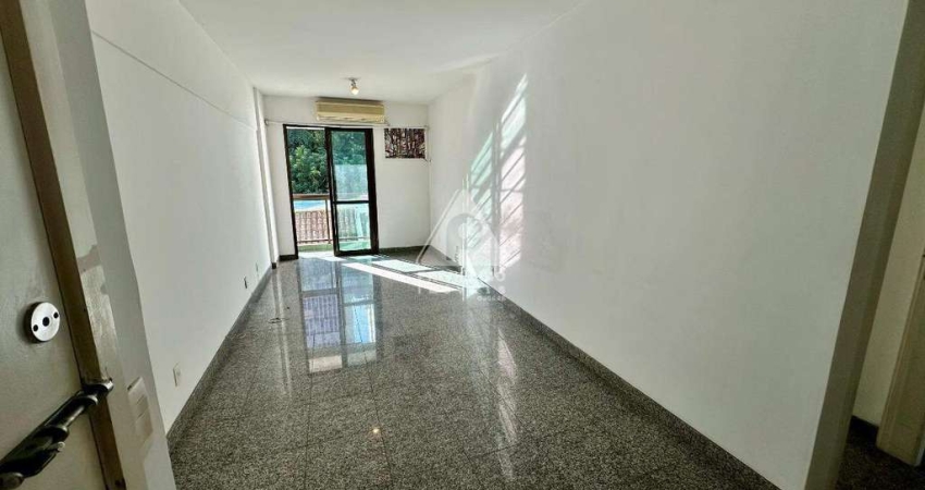 Apartamento de dois quartos suítes com varanda e vaga de garagem em Botafogo