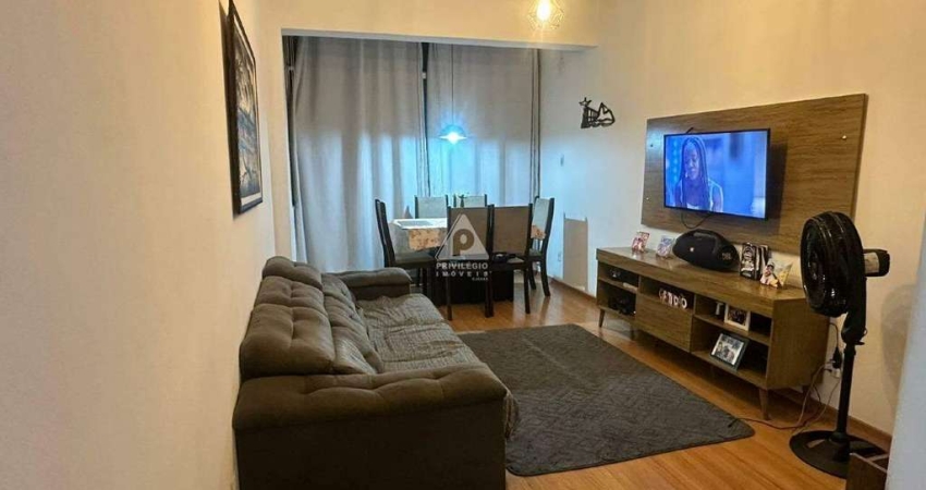 Apartamento à venda, 2 quartos, 2 banheiros, 1 vaga, Tijuca/RJ.