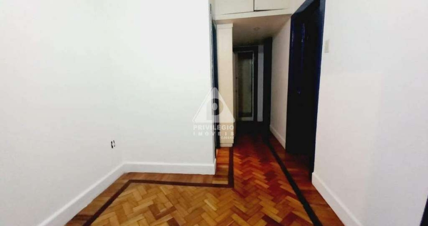 Apartamento de 86m² com 2 quartos com varanda no bairro Gloria/ RJ.