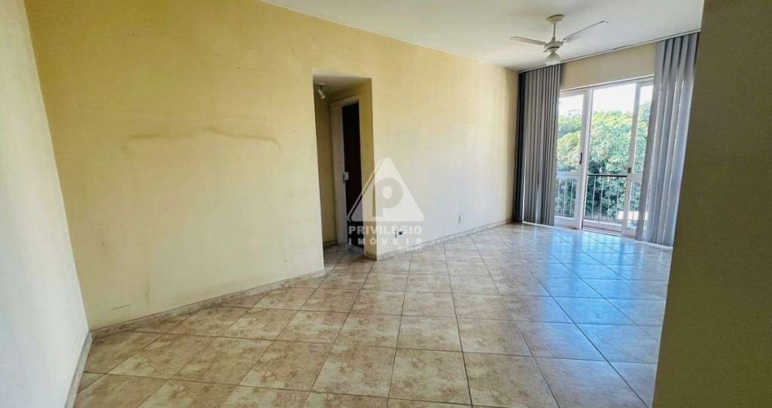 Sala quarto com varanda e com dependência completa e com infraestrutura completa e vaga na escritura no Humaitá